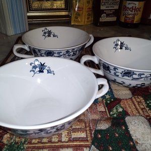 3 vintage Soup bowls